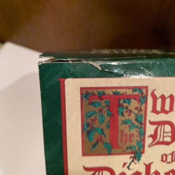 Department 56 Dept 56 XI - Eleven Lords A-Leaping and 10 pipers piping - Picture 5 of 12